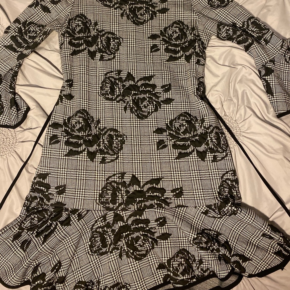 Long sleeve black rose dress